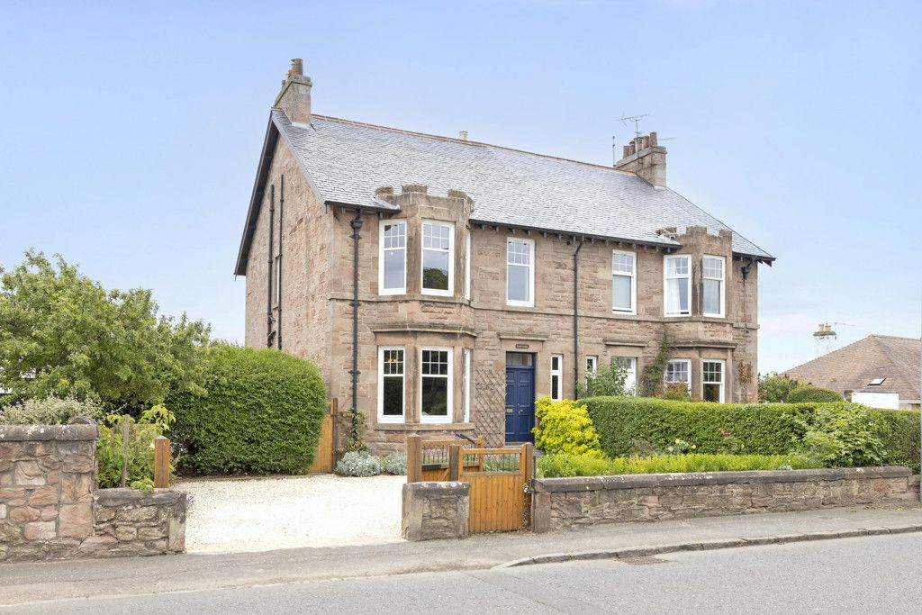 Property photo 1 of 26