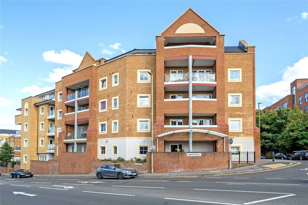 Property photo 1 of 8 Picture No. 05