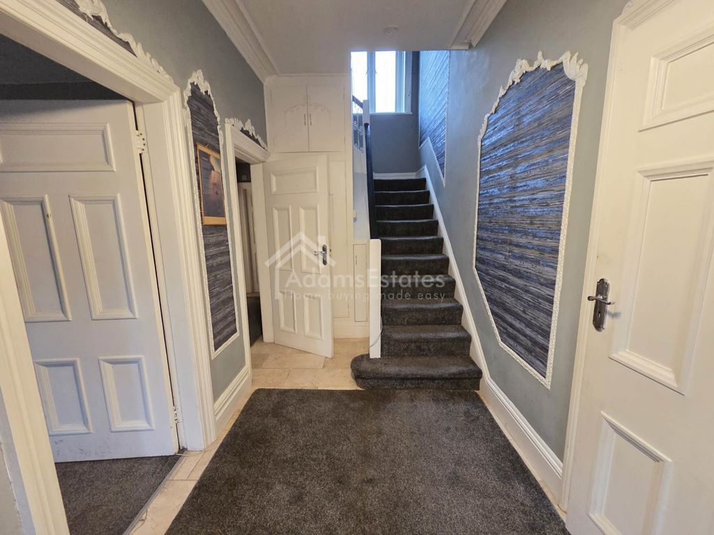 Additional image 7 of 4 bed detached house for saleNorthfield Road, Dewsbury WF13