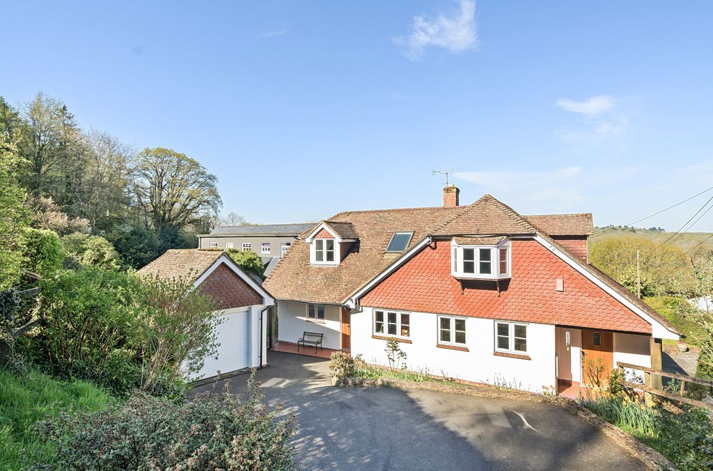 Property photo 1 of 21