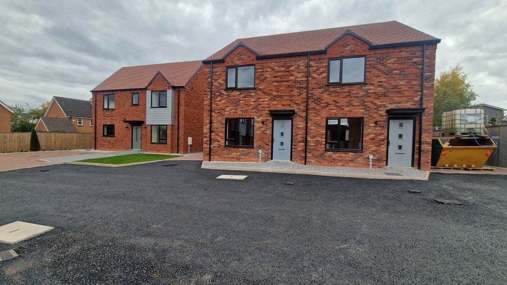 Property photo 3 of 6 Picture No. 03