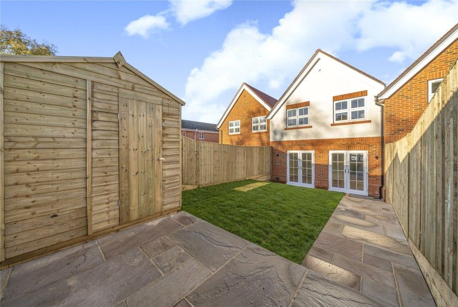 Property photo 2 of 12