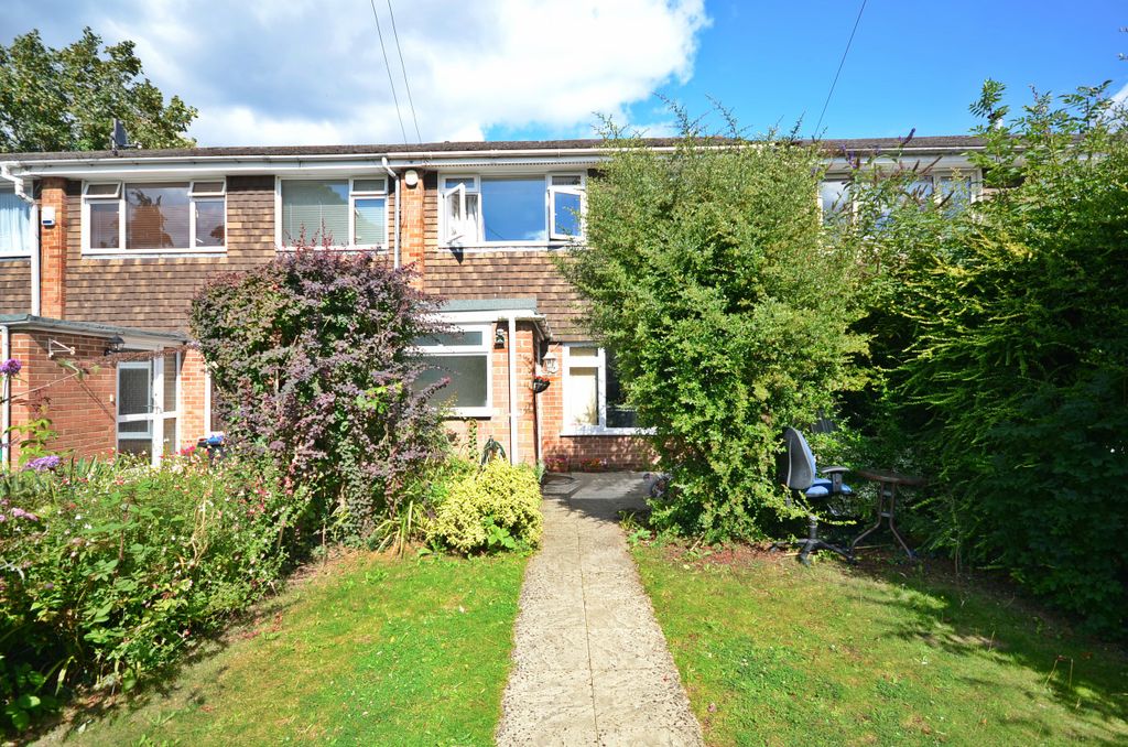 Property photo 1 of 10 Front