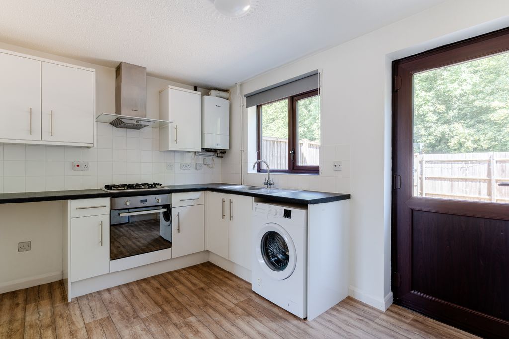 Property photo 1 of 13 A7405769-Hdr-4