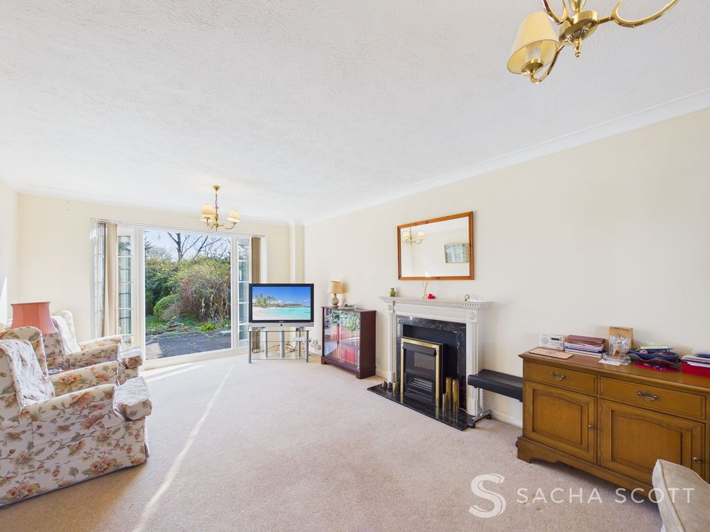 Property photo 3 of 30 Living Room