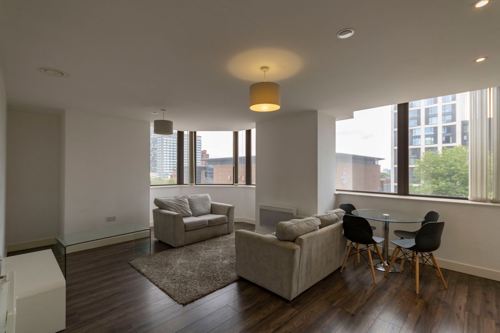 Property photo 2 of 15 Img_5082_1