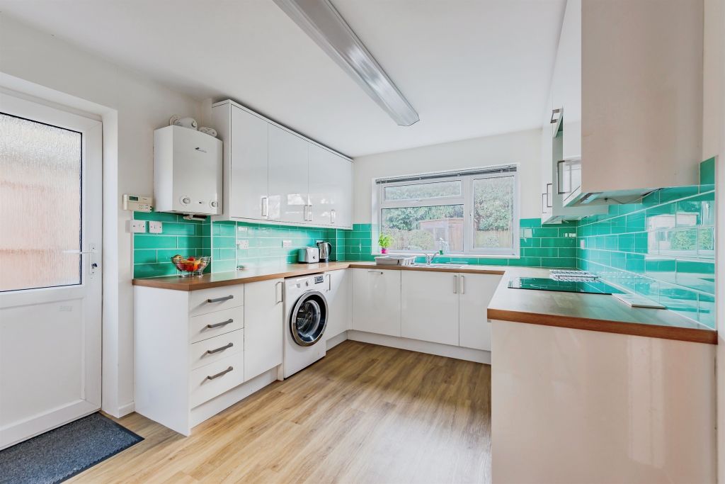 Property photo 3 of 15