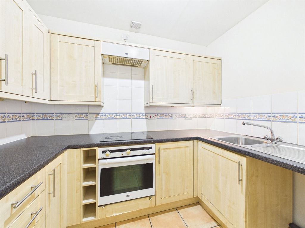 Property photo 2 of 8 Picture No. 07