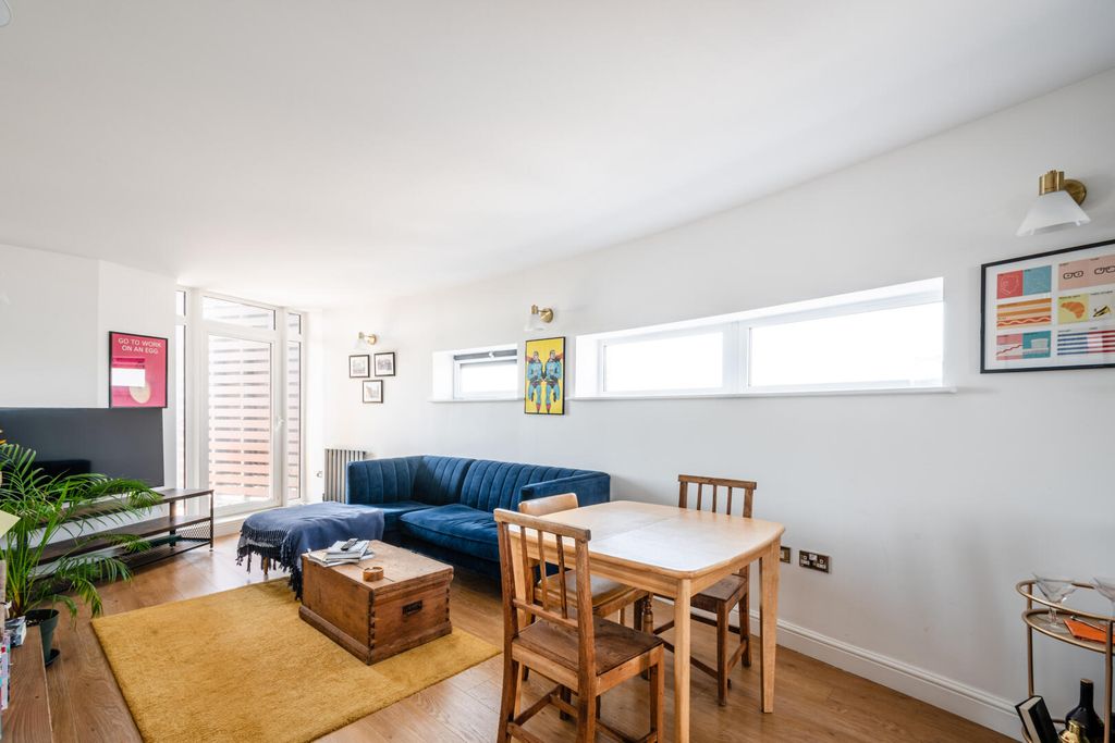 Property photo 3 of 19 03.Jpg