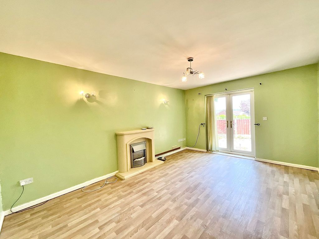 Property photo 3 of 28