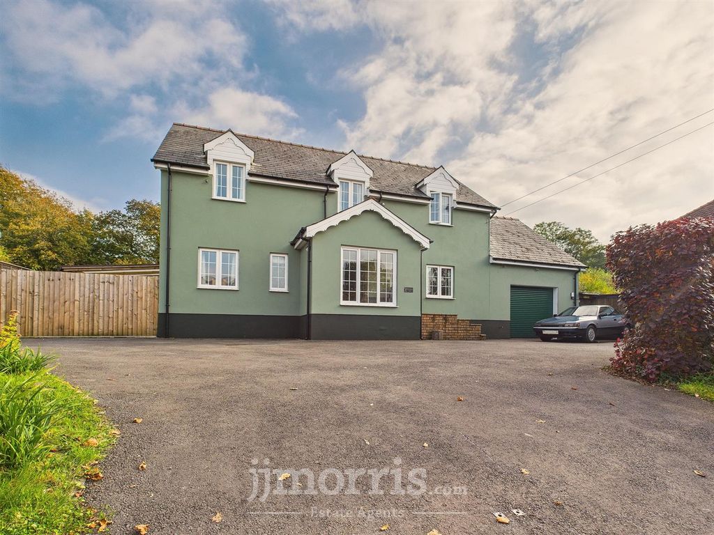 Property photo 1 of 41 Cam02878G0-Pr0093-Still001.Jpg