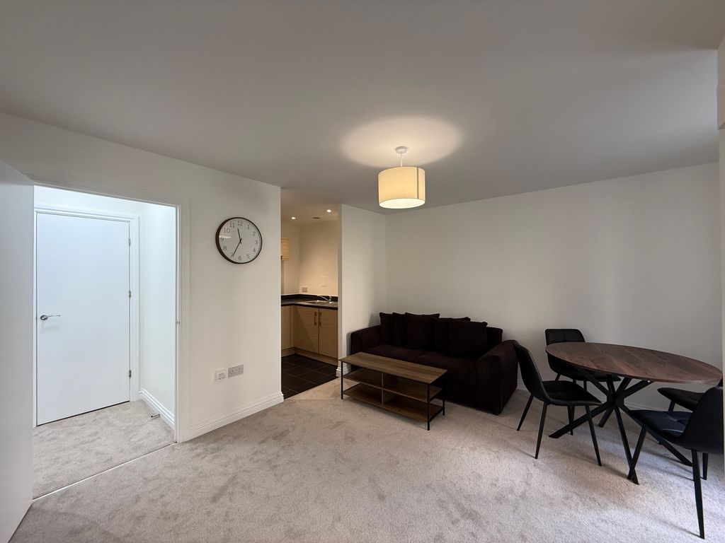 Property photo 2 of 7