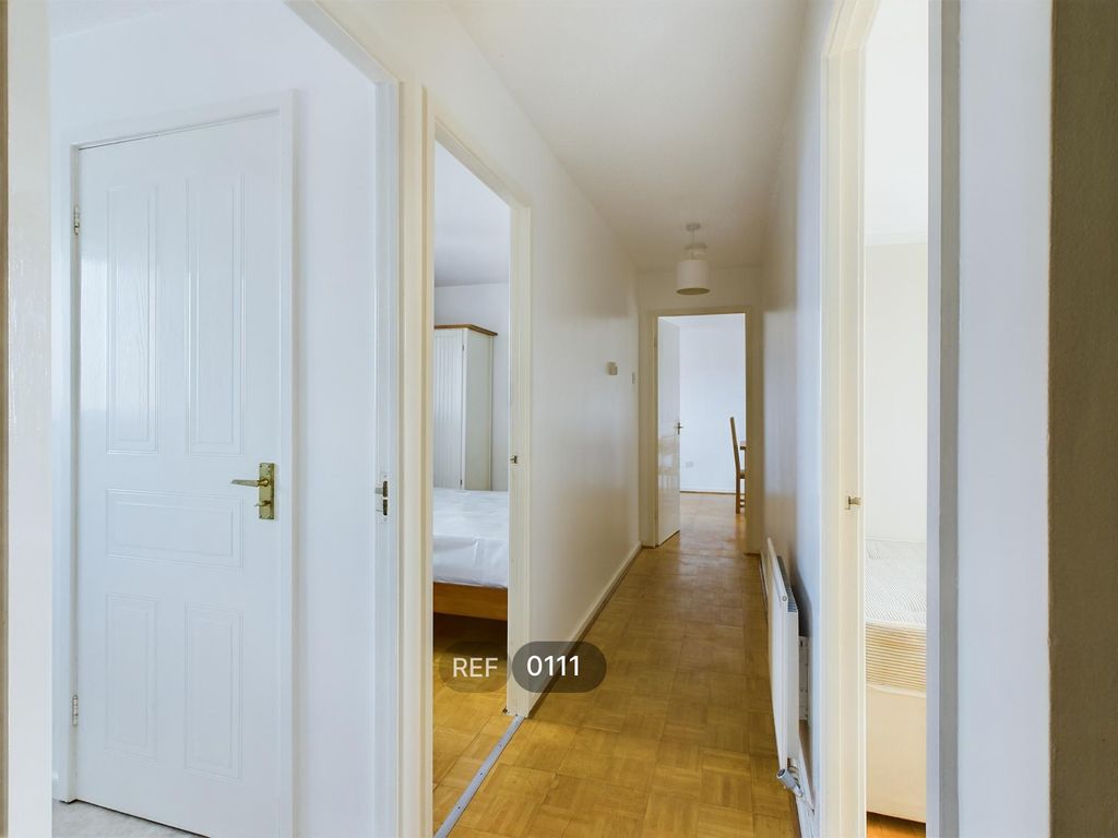 Property photo 2 of 12 Hallway