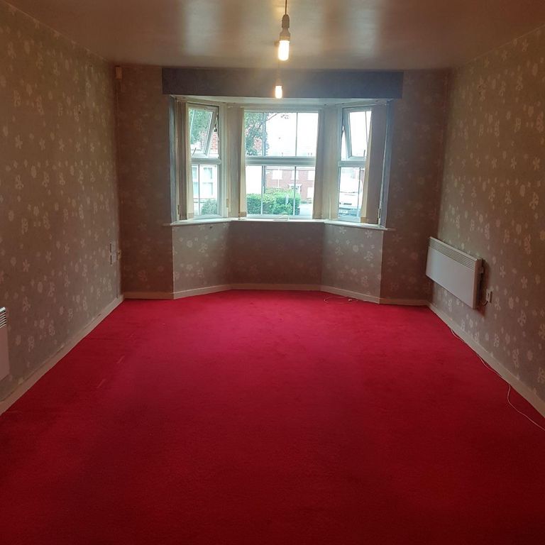 Property photo 3 of 8