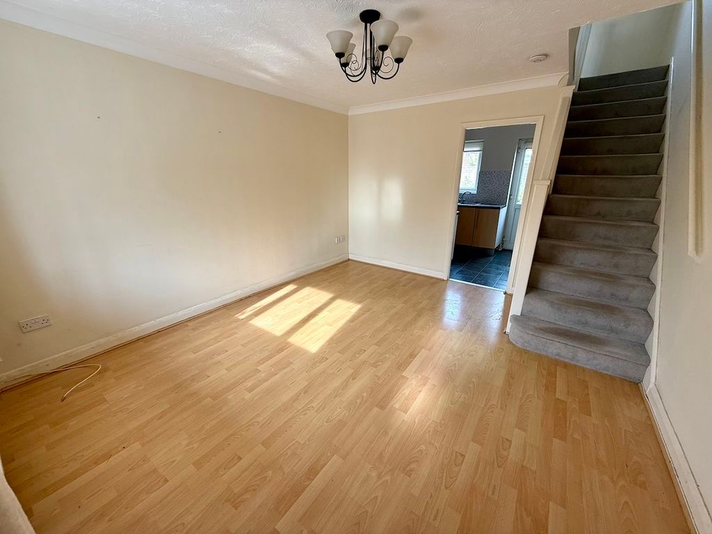 Property photo 3 of 9 Photo 17