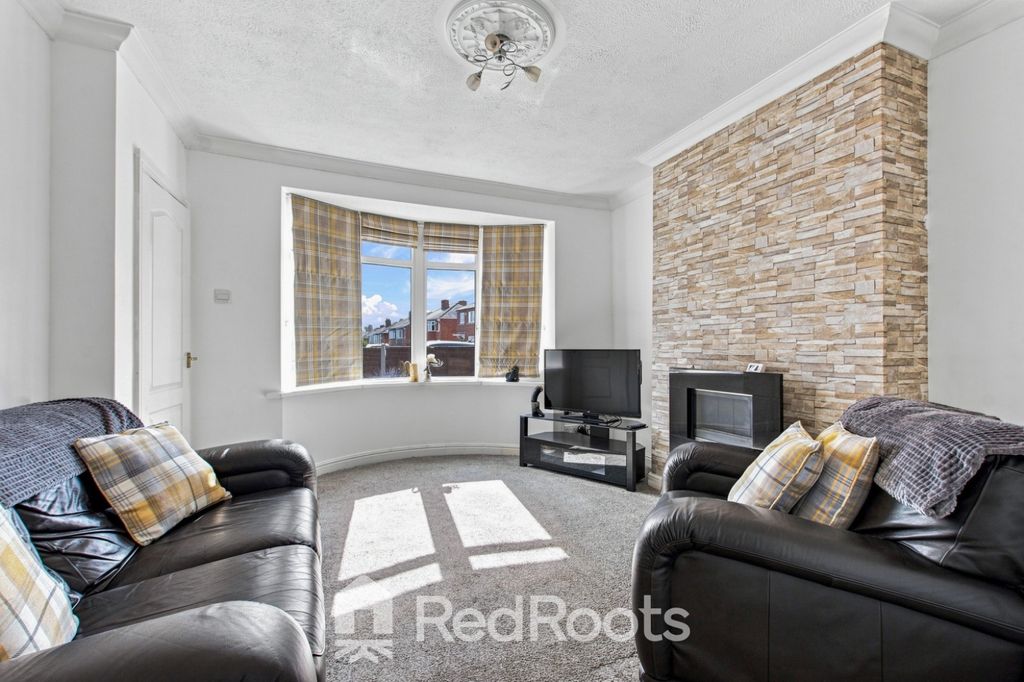 Property photo 3 of 23 5202383