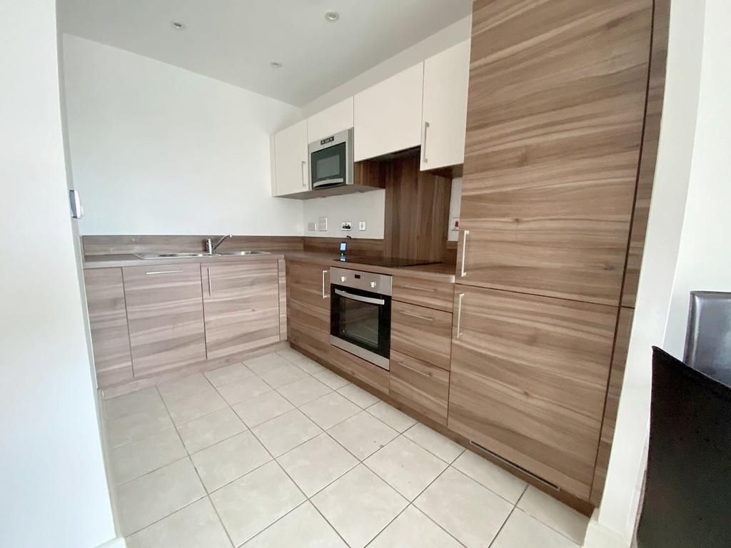 Property photo 3 of 6