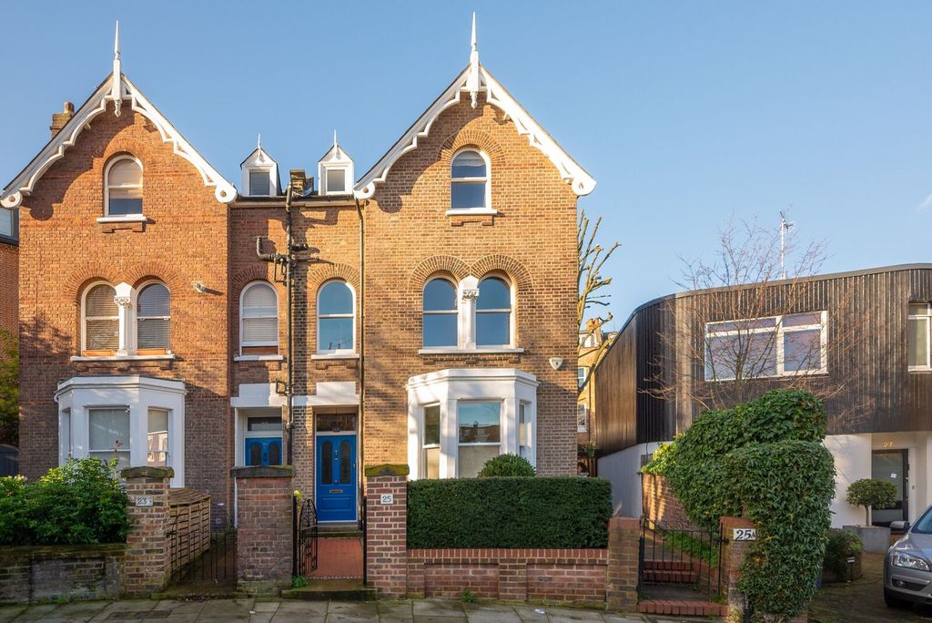 Property photo 1 of 7