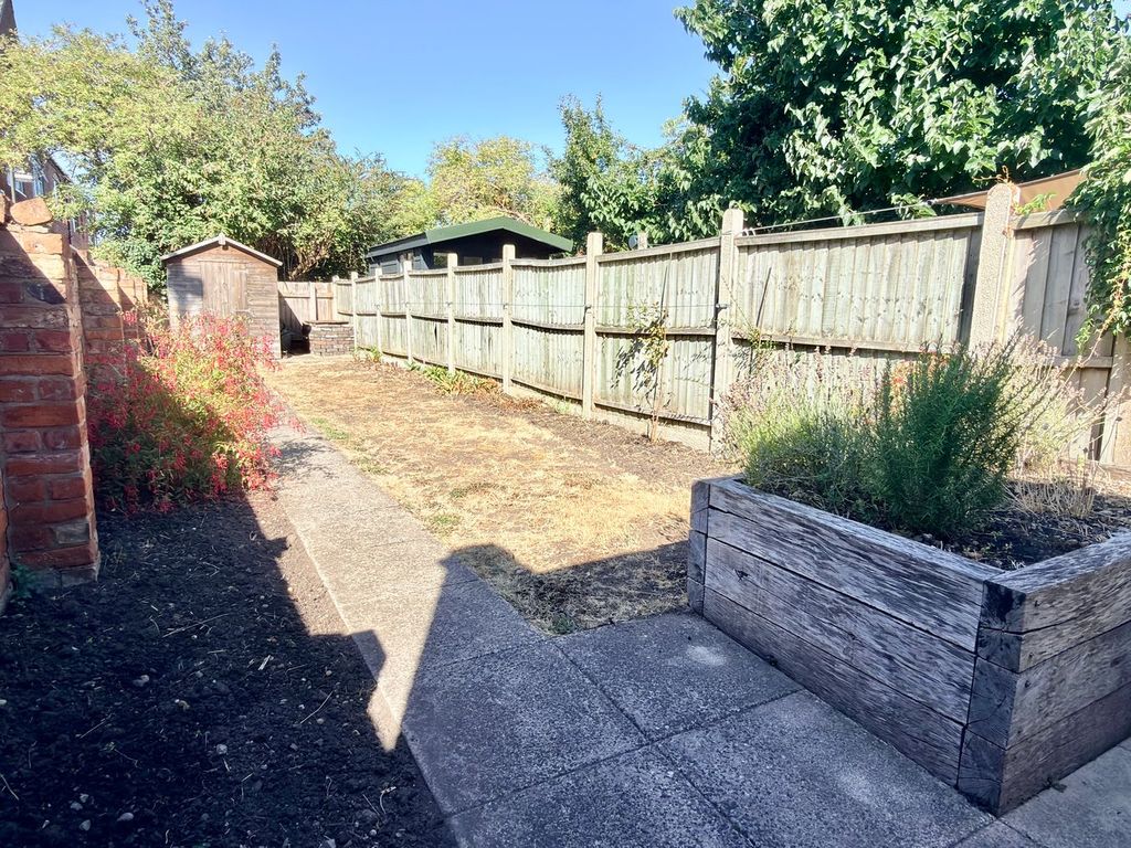 Property photo 2 of 10