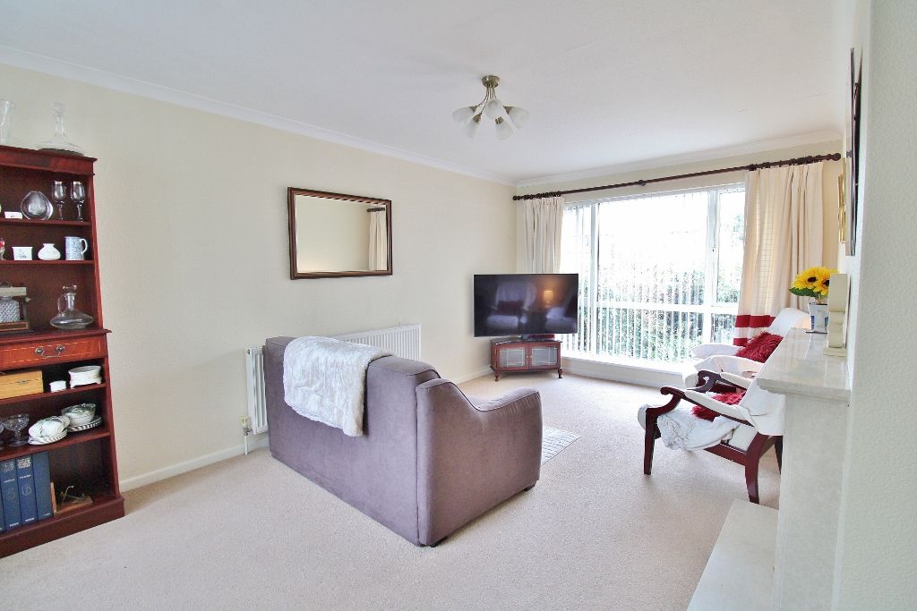 Property photo 3 of 27