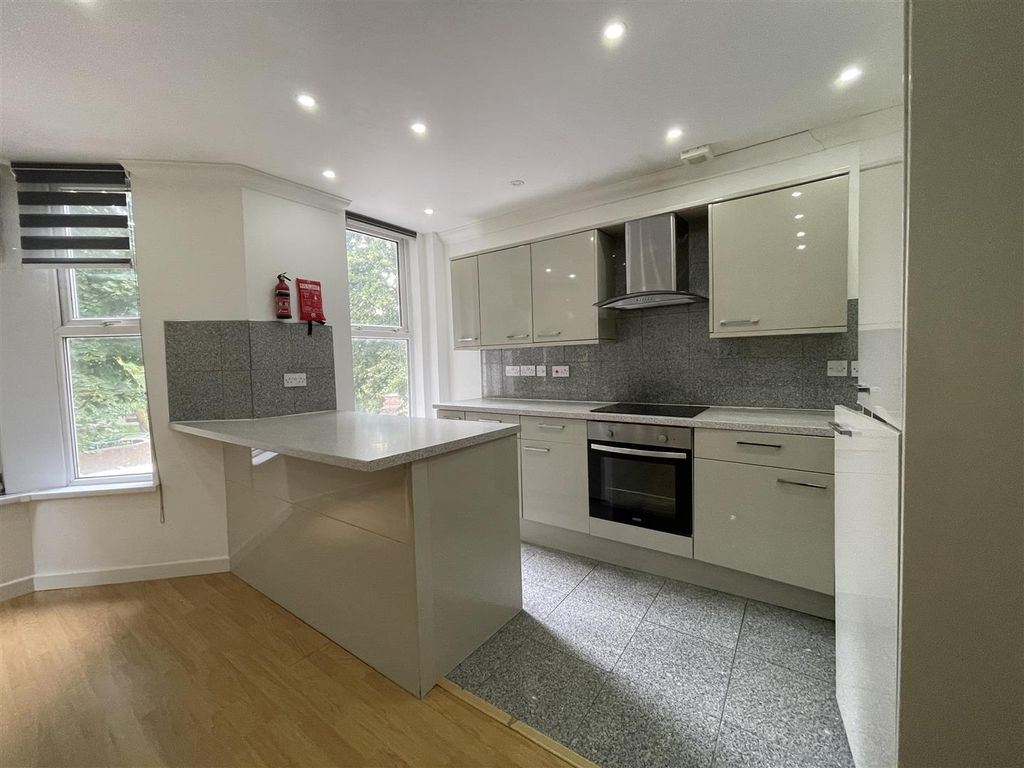 Property photo 2 of 6 Img_4885.Jpg