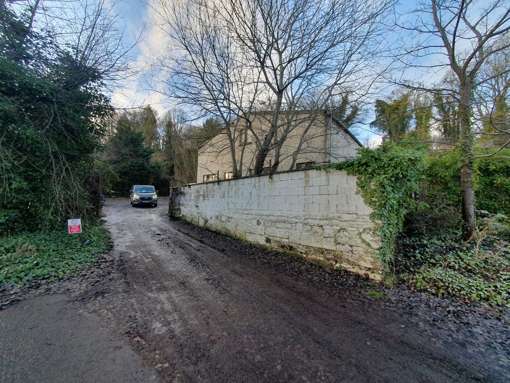 Property photo 2 of 16 2