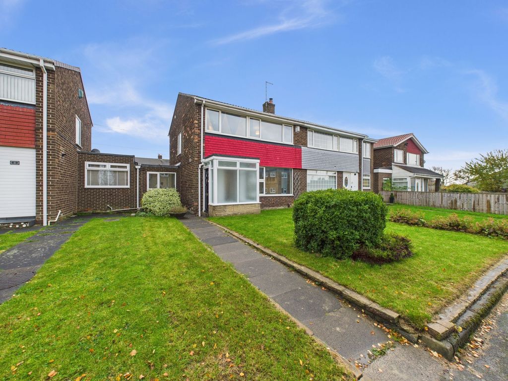 Property photo 1 of 12 External