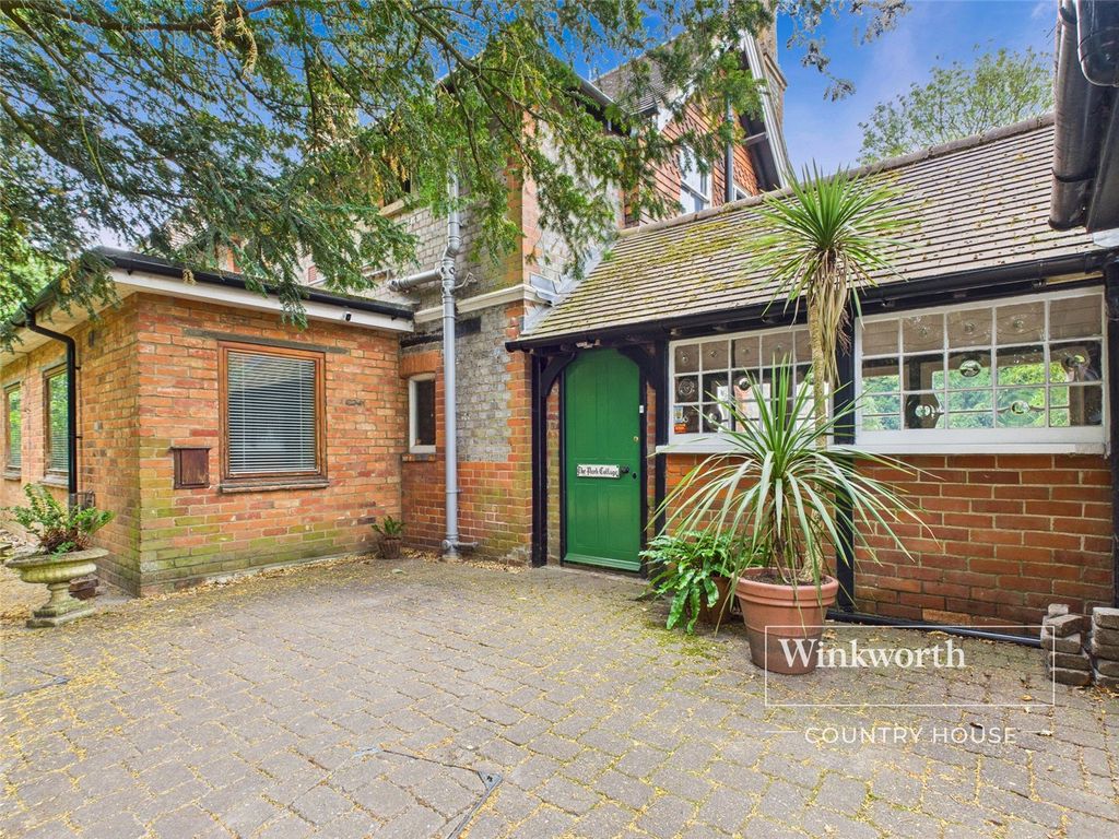 Property photo 2 of 30 Picture No. 33