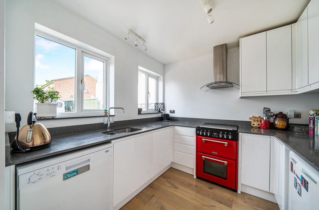 Property photo 3 of 22 Picture 3