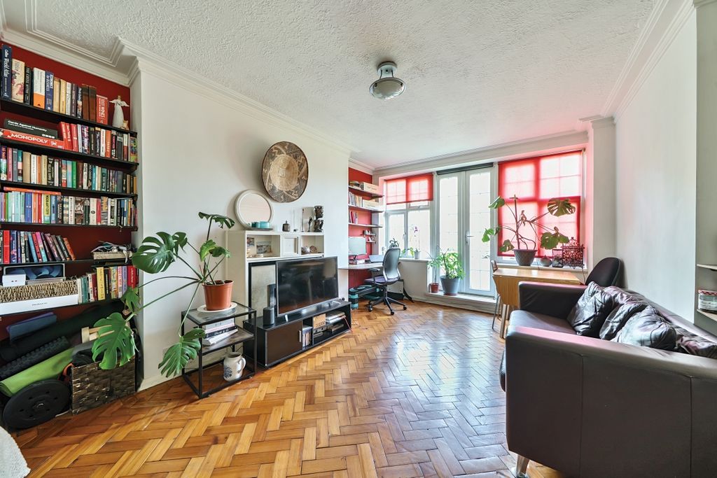 Property photo 2 of 9 1314655-15-68594c...