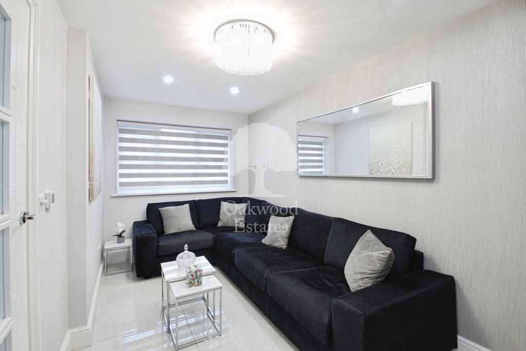 Property photo 3 of 30