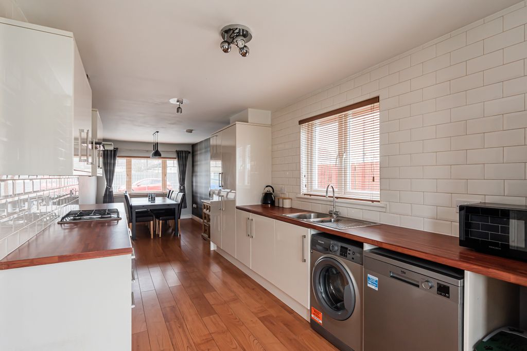 Property photo 3 of 19 Property Image 3