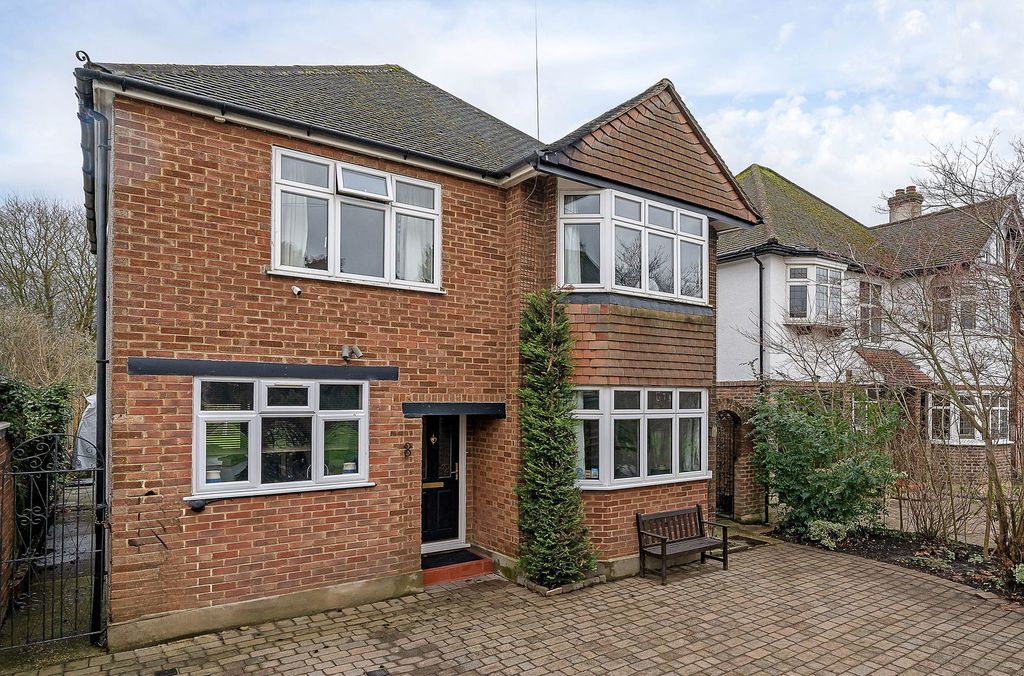 Property photo 1 of 22