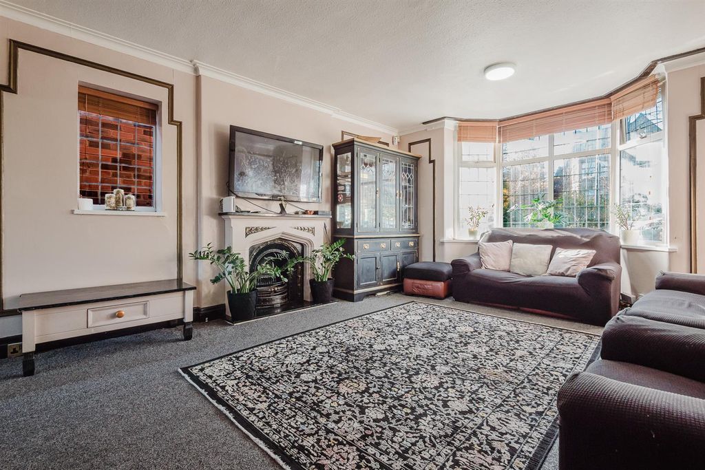 Property photo 2 of 30 Image 2