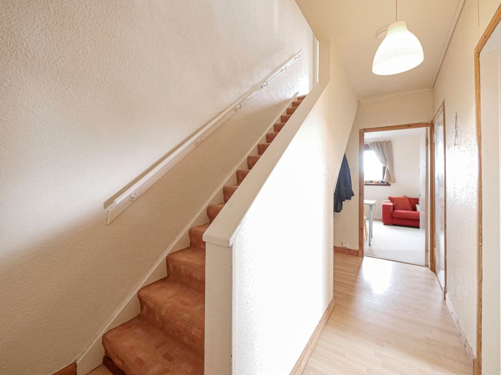 Property photo 2 of 12 Hall-1