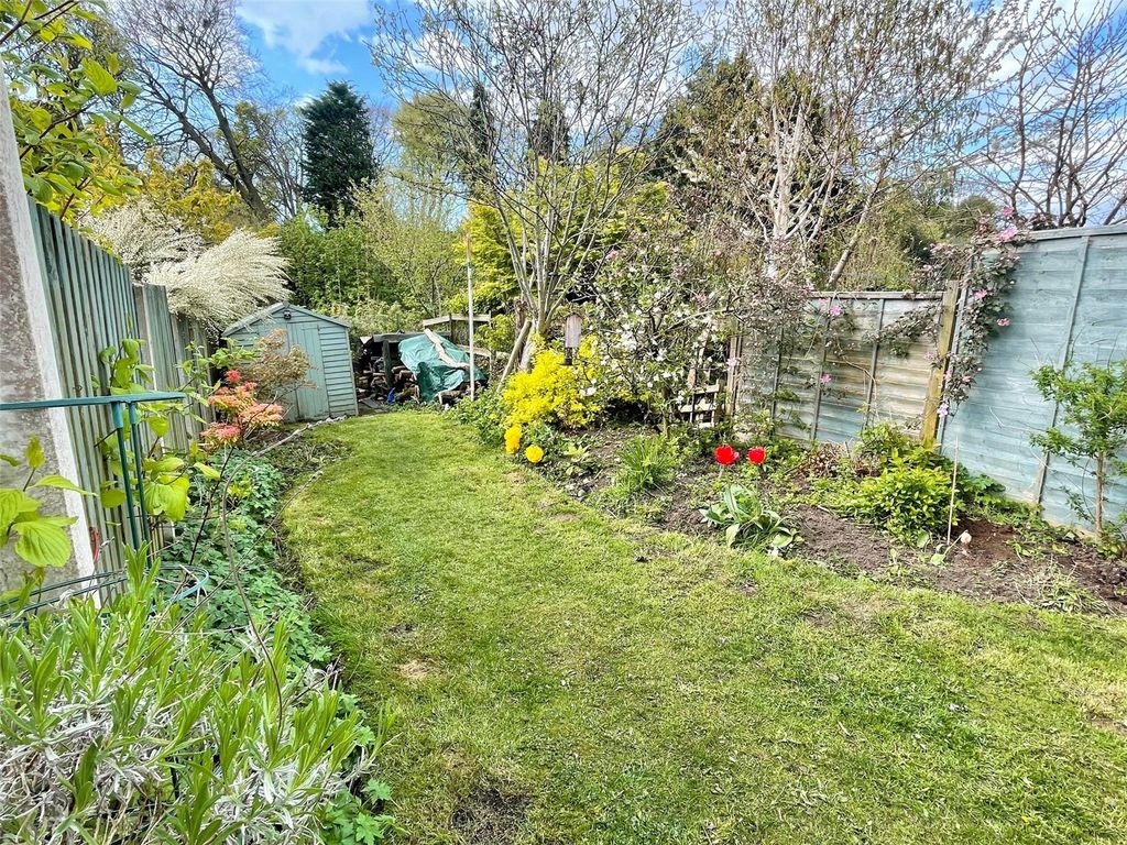 Property photo 3 of 21 Garden
