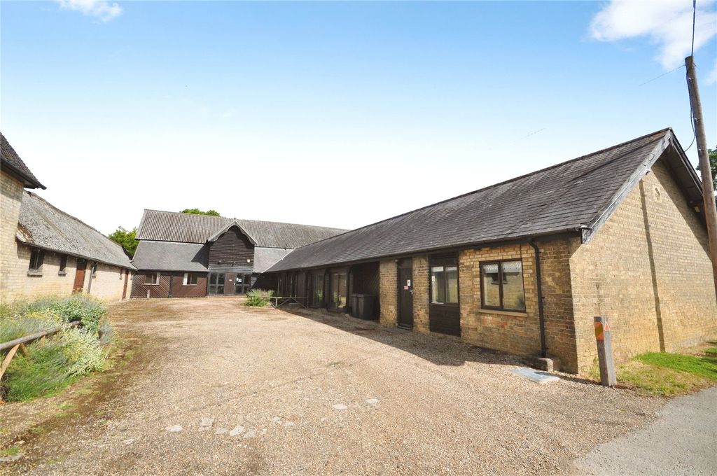 Property photo 3 of 10 Picture No. 02