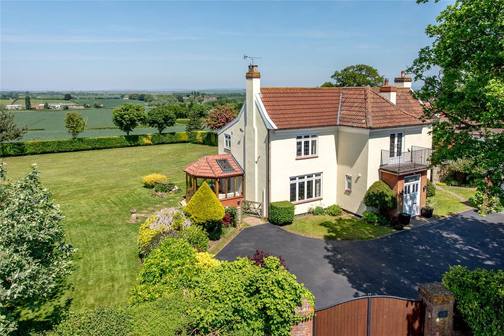 Property photo 1 of 27 Elevated Shot