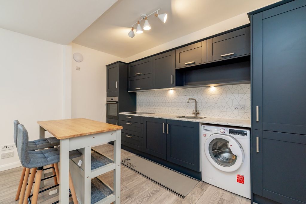 Property photo 2 of 17 Photo 2