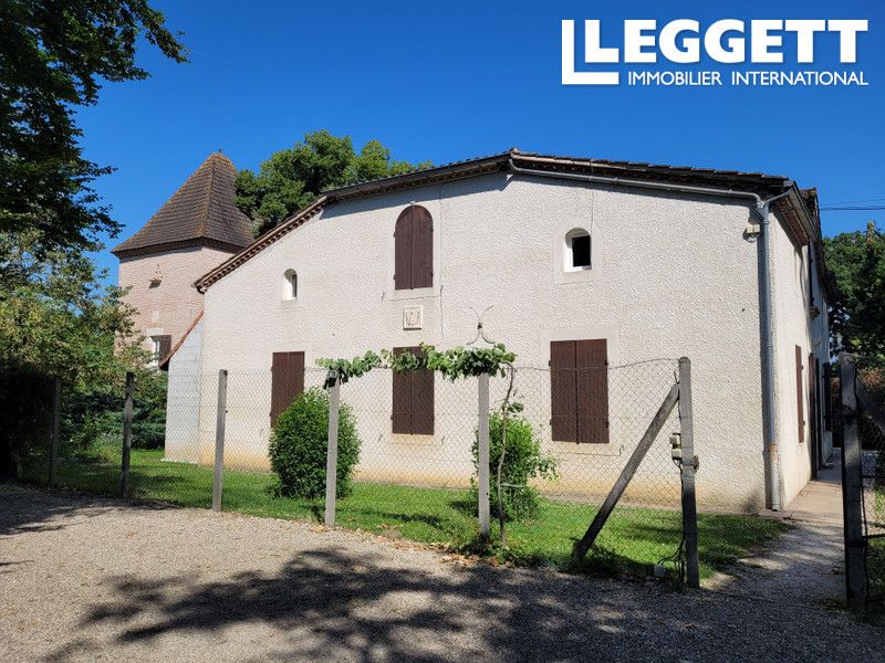 Property photo 2 of 10