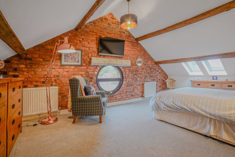 Property photo 2 of 41 Photo 11