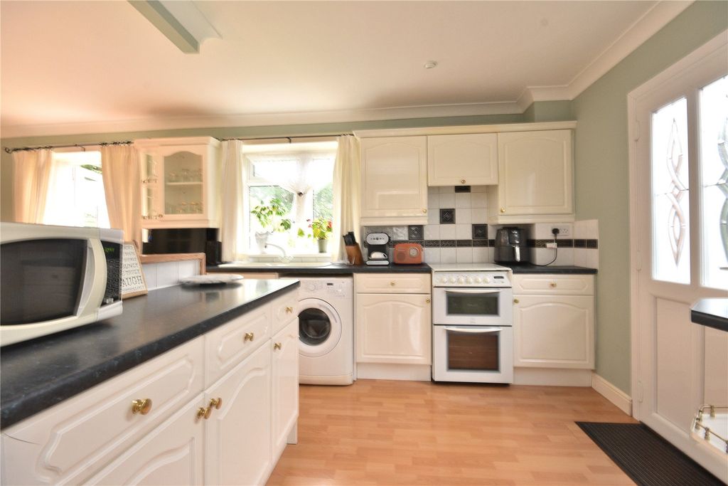 Property photo 3 of 18 Picture No. 40