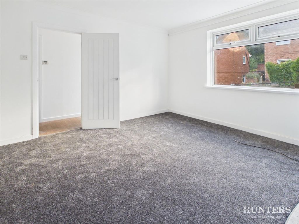 Property photo 3 of 41 Cam05287G0-Pr0247-Still006.Jpg