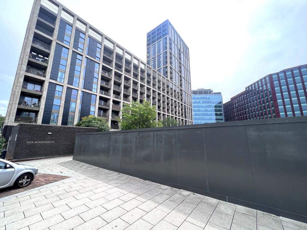 Property photo 2 of 11