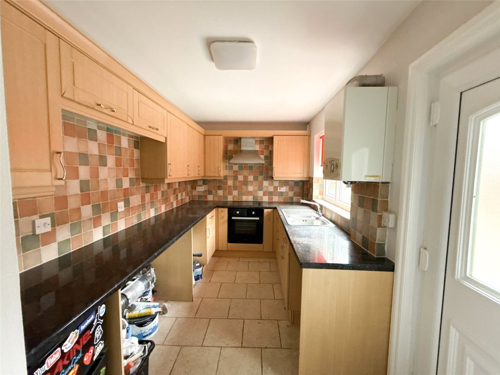 Property photo 2 of 13 Kitchen