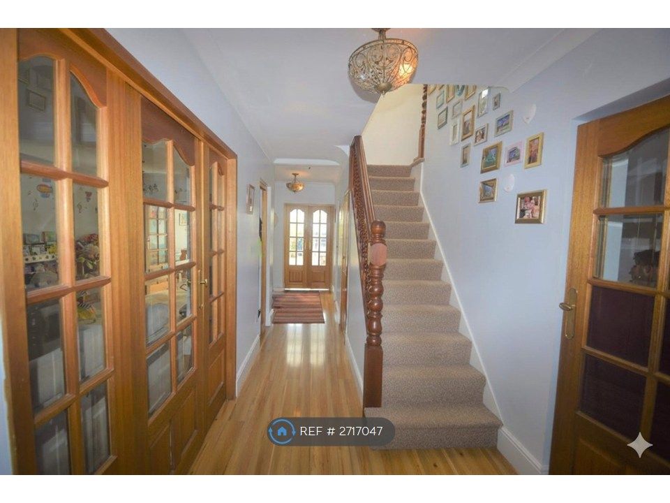 Property photo 2 of 15 Main Hallway