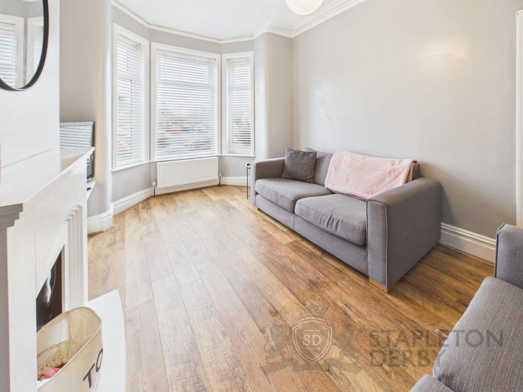 Property photo 3 of 18 Cam04709G0-Pr0312-Still002.Jpg