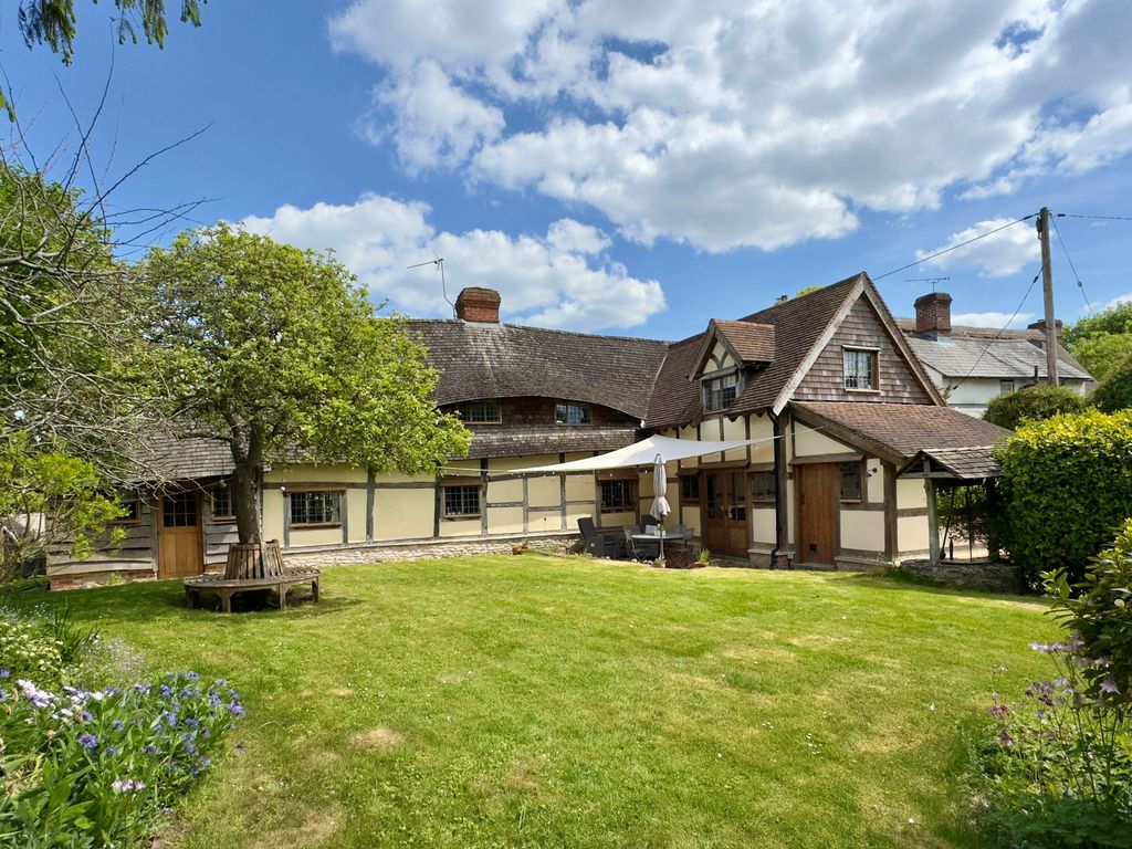 Property photo 1 of 17