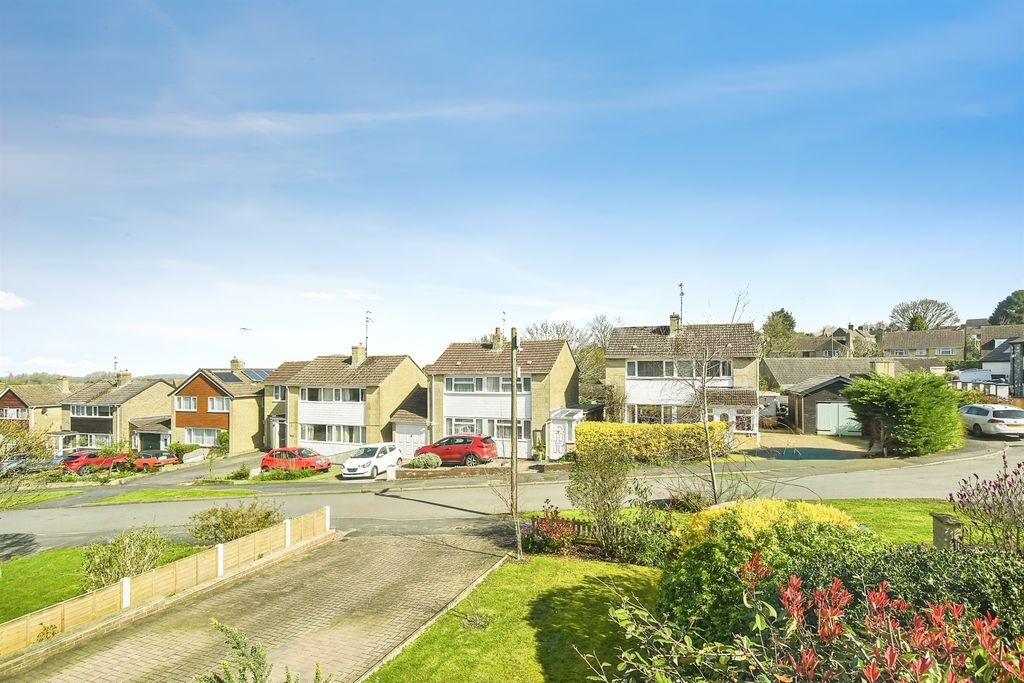 Property photo 2 of 20