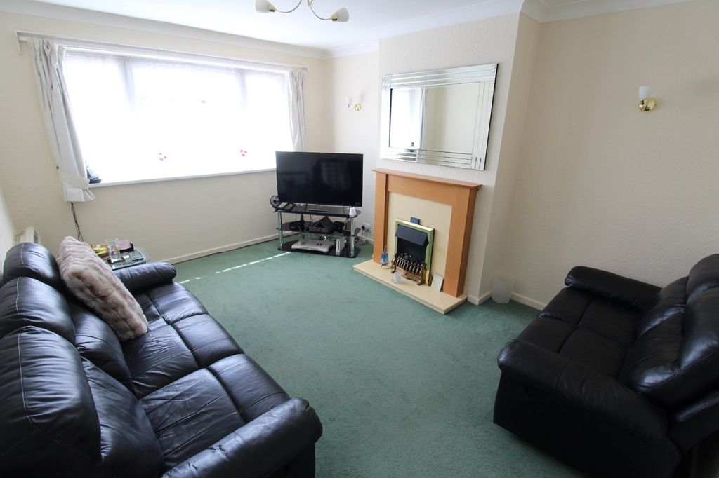 Property photo 2 of 7 Picture No. 05